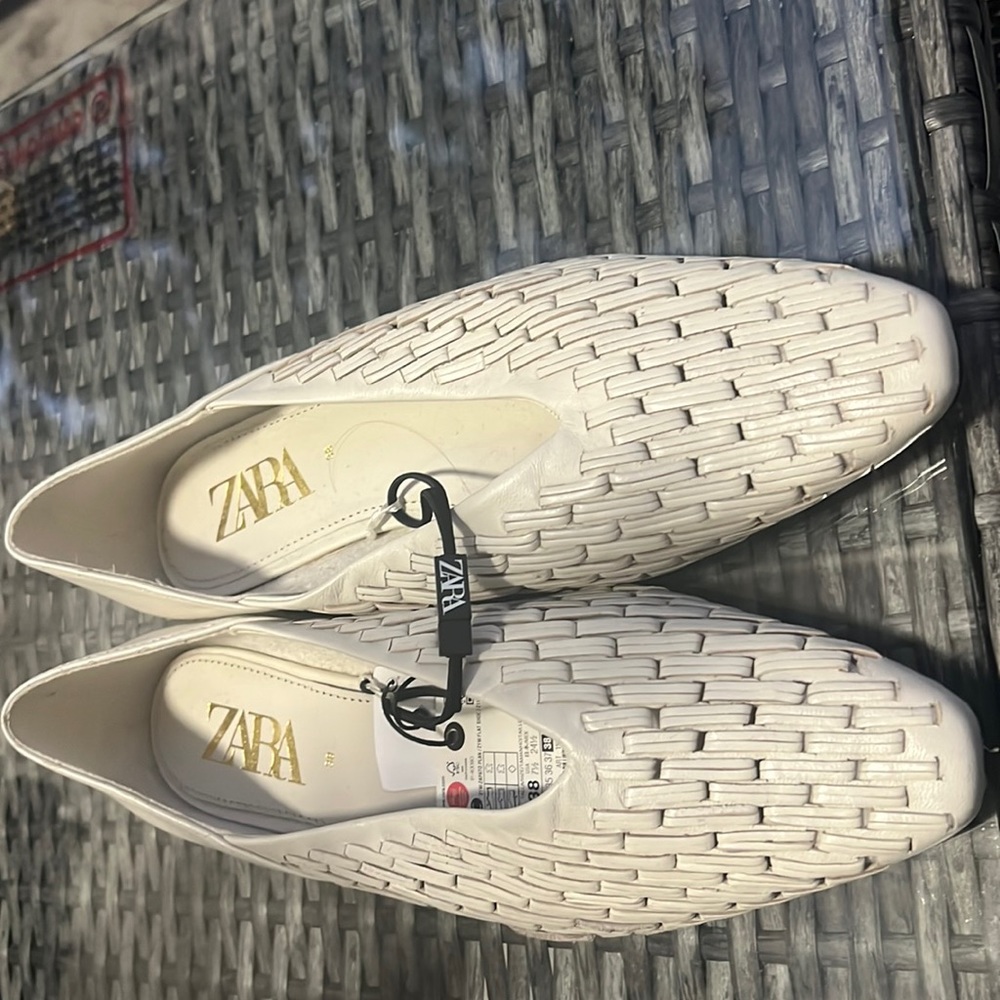 leather shoes, Zara brand, new condition, very comfortable